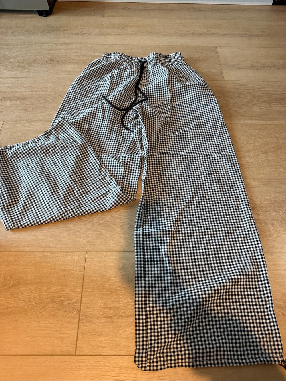 Fashion Nova Black & White Gingham Drawstring Joggers